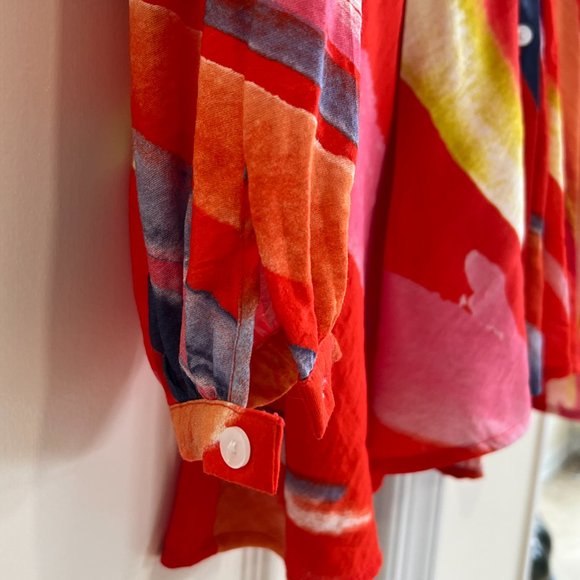 Woman multicolor blouse. Size Small - Picture 3 of 5